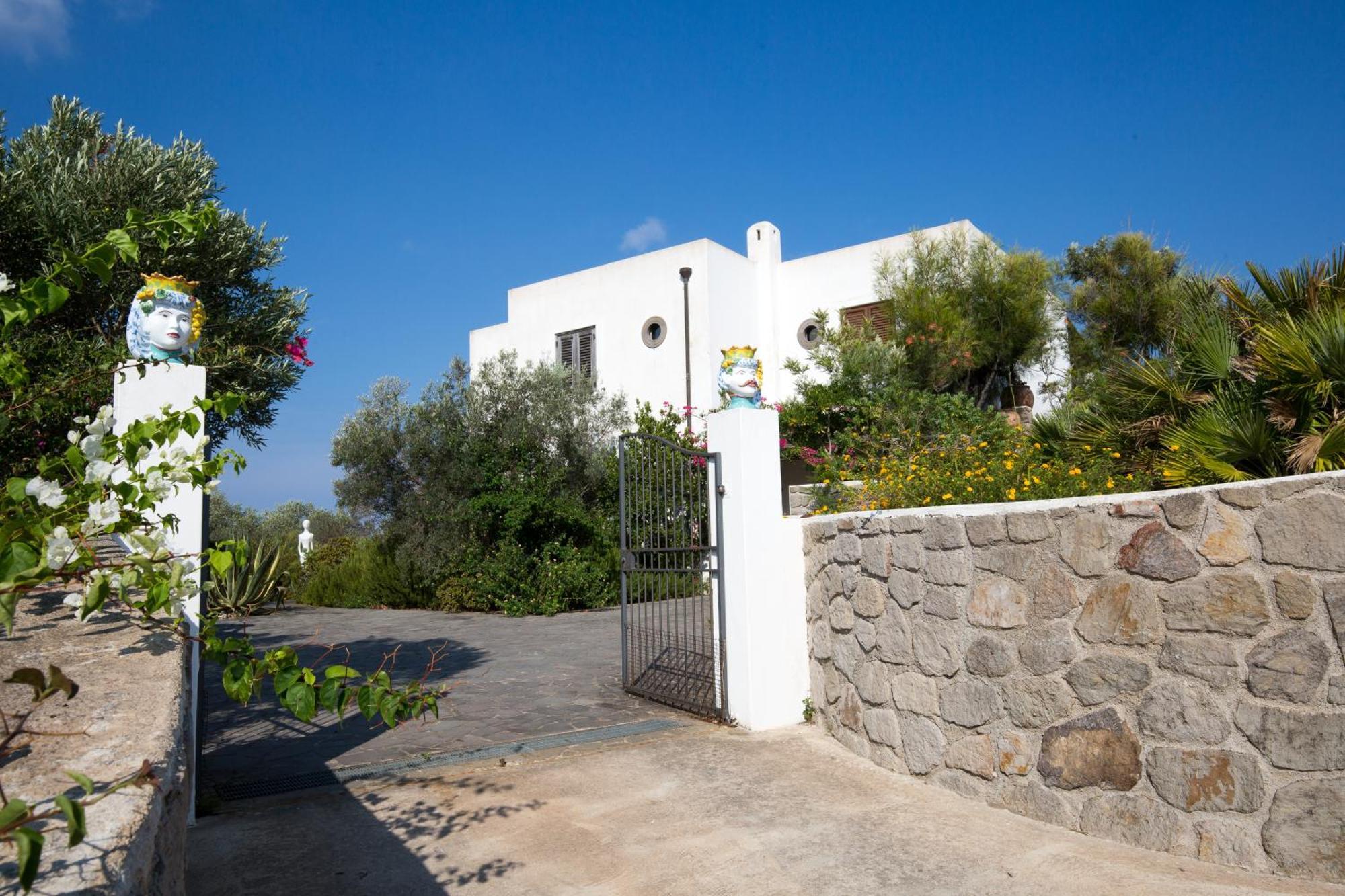 Sealight Villa Lipari - Vista E Piscina Екстер'єр фото