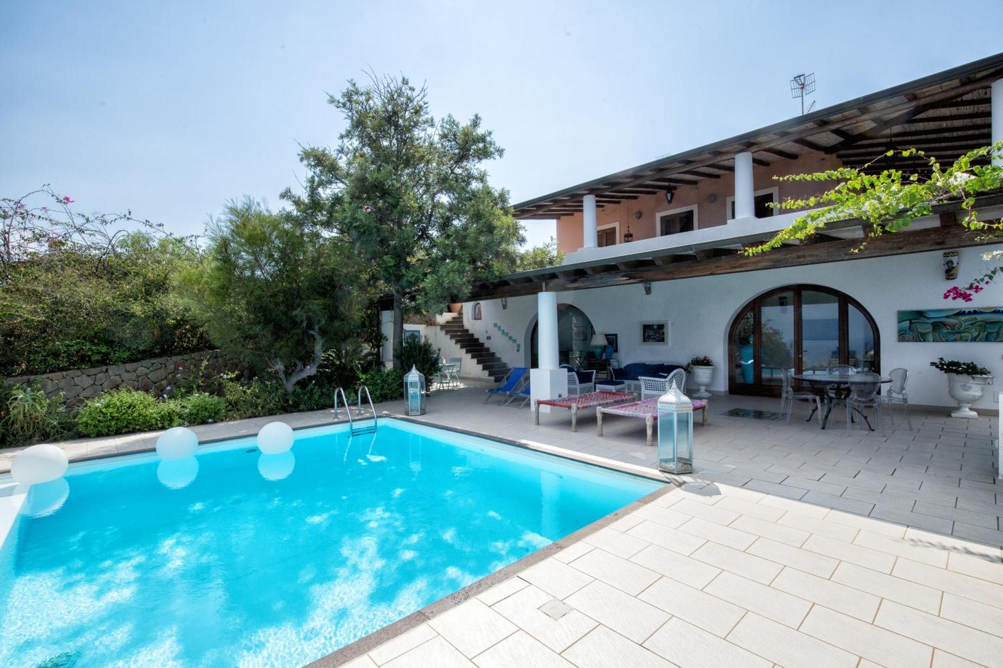 Sealight Villa Lipari - Vista E Piscina Екстер'єр фото