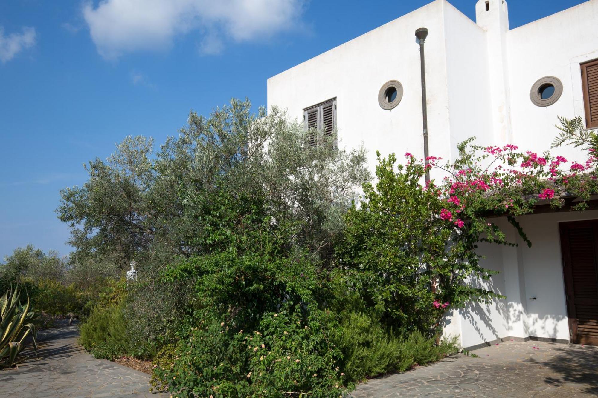 Sealight Villa Lipari - Vista E Piscina Екстер'єр фото
